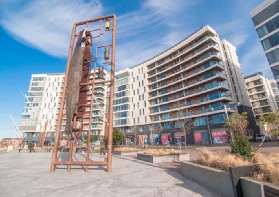 Titanic Quarter Apartment Belfast Extérieur photo