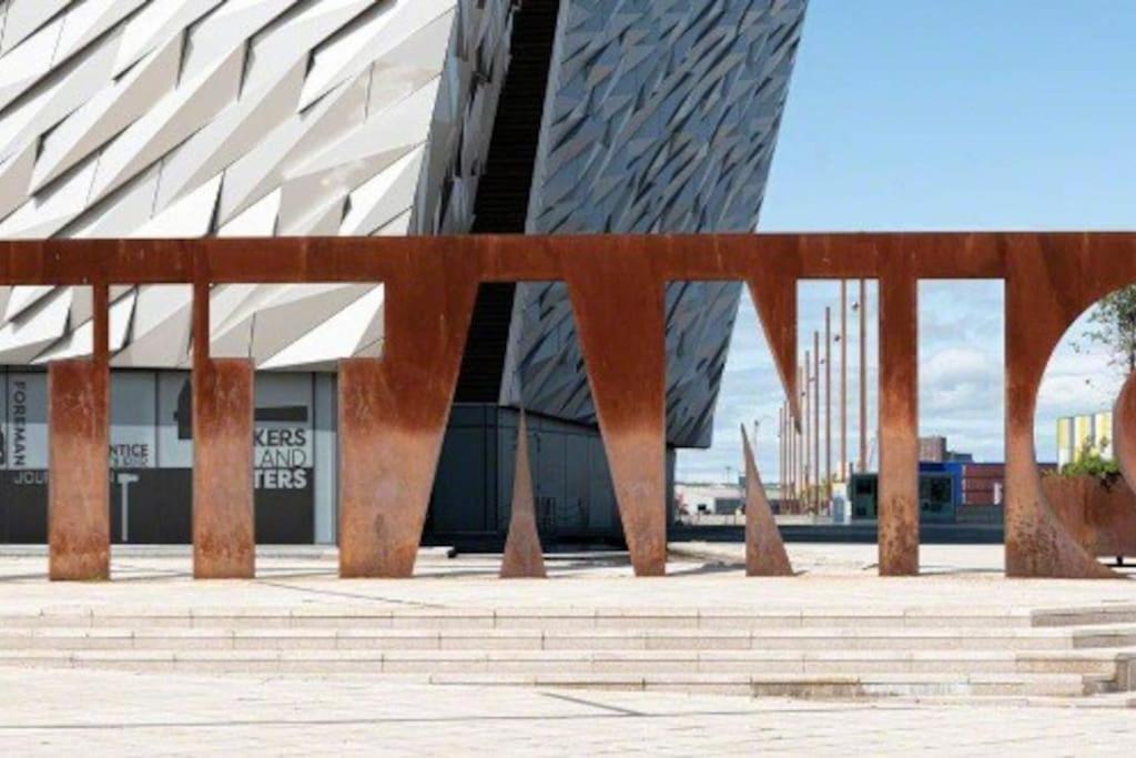 Titanic Quarter Apartment Belfast Extérieur photo